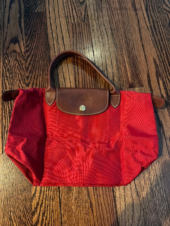 Longchamp Handbags - Longchamp LE PLIAGE purse